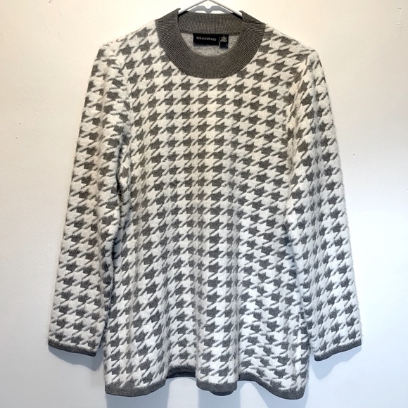Nina Leonard Fuzzy Houndstooth Sweater - Picture 1 of 9